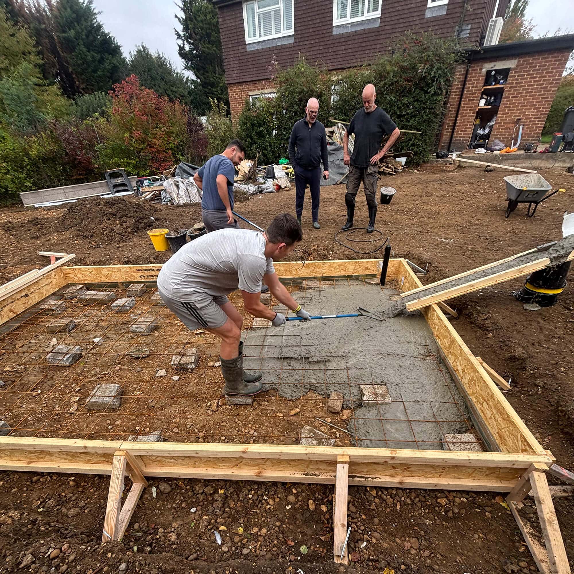 clean-concrete-pour-radlett-garden-base